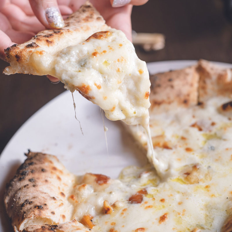 pizza presso la tonnara bordonaro a palermo